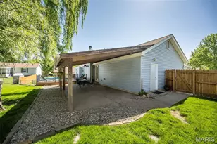 403 Pandora Ct, Saint Peters, MO 63376 - Photo 38