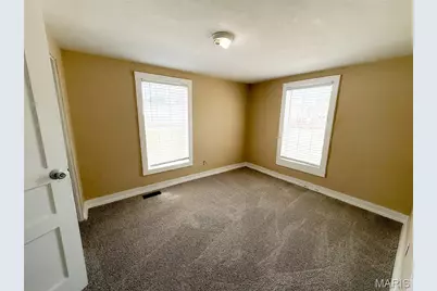 120 Broadway Street, Sikeston, MO 63801 - Photo 10