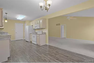 10276 Highbury Lane, Saint Louis, MO 63123 - Photo 10