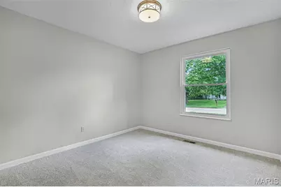 5744 Walnut Creek Boulevard, Saint Charles, MO 63304 - Photo 18