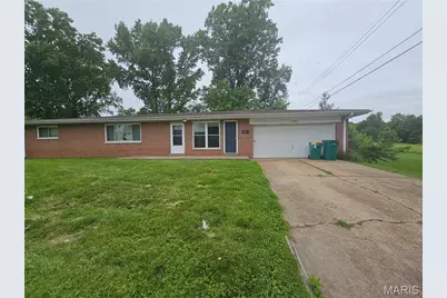 9503 Yorktown Drive, Saint Louis, MO 63137 - Photo 1