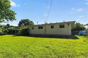 9503 Yorktown Dr, Saint Louis, MO 63137 - Photo 2