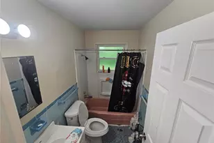 9503 Yorktown Dr, Saint Louis, MO 63137 - Photo 14