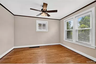 6425 Hoffman Avenue, Saint Louis, MO 63139 - Photo 6