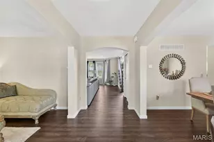 102 August Pl, Florissant, MO 63034 - Photo 2