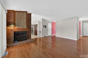 4038 N Bridge Dr, Saint Peters, MO 63376 - Photo 8