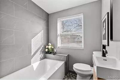 2346 Albion Place, Saint Louis, MO 63104 - Photo 32