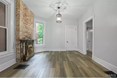 4550 Enright Avenue, Saint Louis, MO 63108 - Photo 6