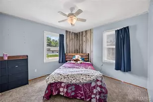 707 McClain St, Richland, MO 65556 - Photo 12