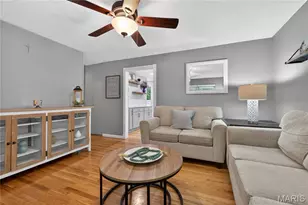 2847 Laurel View Ln, Maryland Heights, MO 63043 - Photo 4