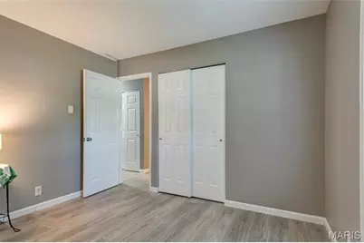 458 Queen Ann Drive, Hazelwood, MO 63042 - Photo 22