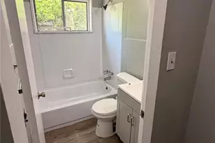 10304 Earl Dr, Saint Louis, MO 63136 - Photo 12