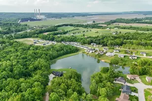 911 Lakeway Dr, Labadie, MO 63055 - Photo 2