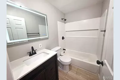 12102 McKelvey Road, Maryland Heights, MO 63043 - Photo 16