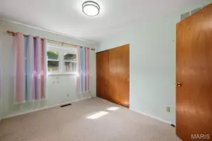 12208 Courtwick Dr, Sappington, MO 63128 - Photo 10