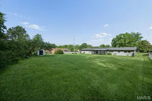 12208 Courtwick Dr, Sappington, MO 63128 - Photo 20