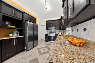 385 Birchwood Crossing Lane, Maryland Heights, MO 63043 - Photo 22