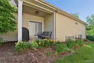 1017 Harmony Lake Pkwy, Cottleville, MO 63376 - Photo 20