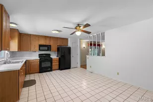 23 Quail Woods Dr, Fenton, MO 63026 - Photo 10