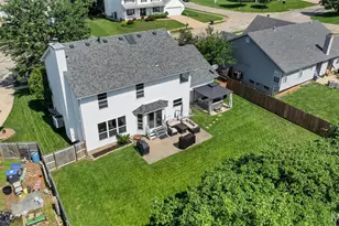 4 Georgetown Ct, O'Fallon, MO 63368 - Photo 10