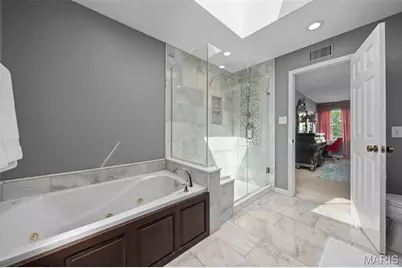 2073 Meadowbrook Way Drive, Chesterfield, MO 63017 - Photo 28