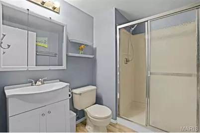 15350 Thistlebriar Court, Chesterfield, MO 63017 - Photo 26