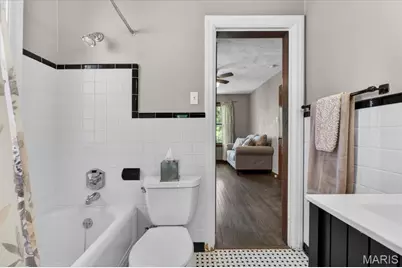 7530 Ahern Avenue, Saint Louis, MO 63130 - Photo 18