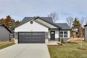 28728 Woodland Heights Dr, Warrenton, MO 63383 - Photo 2
