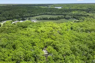 190 Hirshweg Woods Dr, Innsbrook, MO 63390 - Photo 28