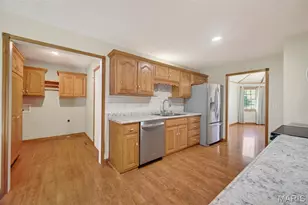 2220 Cherry Blossom Cir, Lebanon, MO 65536 - Photo 20