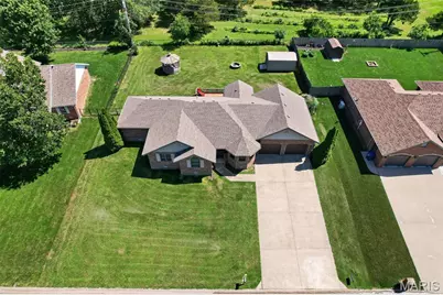 2220 Cherry Blossom Circle, Lebanon, MO 65536 - Photo 22