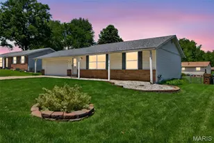37 Oxbow Rd, Saint Peters, MO 63376 - Photo 2