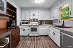 216 S Shawnee Blvd, Jackson, MO 63755 - Photo 6