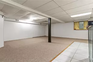 1805 Shardell Dr, Saint Louis, MO 63138 - Photo 16