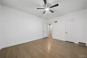7539 Oxford Dr, Saint Louis, MO 63105 - Photo 20