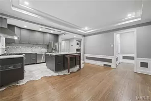 7539 Oxford Dr, Saint Louis, MO 63105 - Photo 8