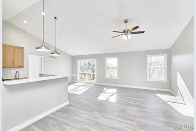 28725 Woodland Heights Drive, Warrenton, MO 63383 - Photo 6