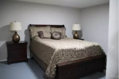 2365 Thunderbird Avenue, Florissant, MO 63033 - Photo 22