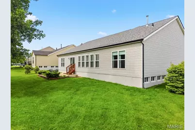 4302 Broken Rock Drive, Wentzville, MO 63385 - Photo 34