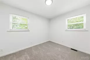25 Robert Dr, Unincorporated, MO 63304 - Photo 10