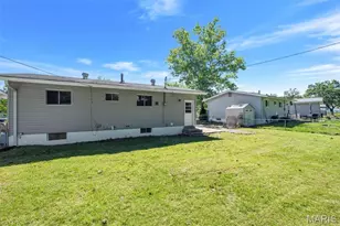 515 Golden Valley Dr, Saint Louis, MO 63129 - Photo 24