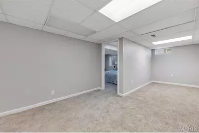 515 Golden Valley Drive, Saint Louis, MO 63129 - Photo 18