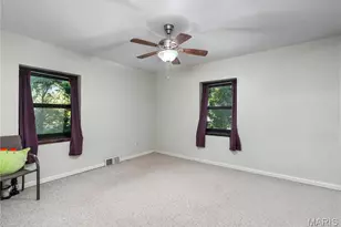 701 Garlyn Ct, Saint Louis, MO 63123 - Photo 6