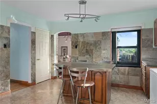 701 Garlyn Ct, Saint Louis, MO 63123 - Photo 14