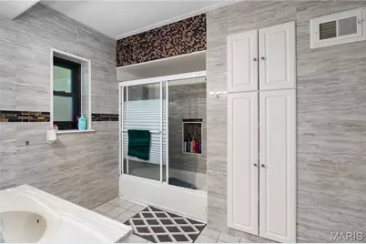 701 Garlyn Court, Saint Louis, MO 63123 - Photo 10