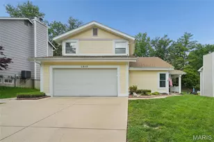 2517 Maple Crossing Dr, Wildwood, MO 63011 - Photo 2