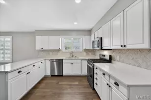 12112 Fahrpark Ln, Saint Louis, MO 63146 - Photo 14
