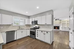 12112 Fahrpark Ln, Saint Louis, MO 63146 - Photo 18