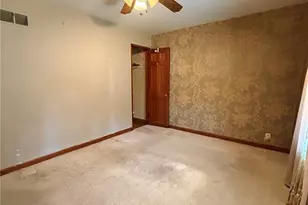 9233 Edna St, Riverview, MO 63137 - Photo 10