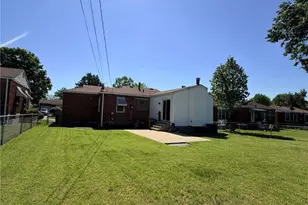 9233 Edna St, Riverview, MO 63137 - Photo 22